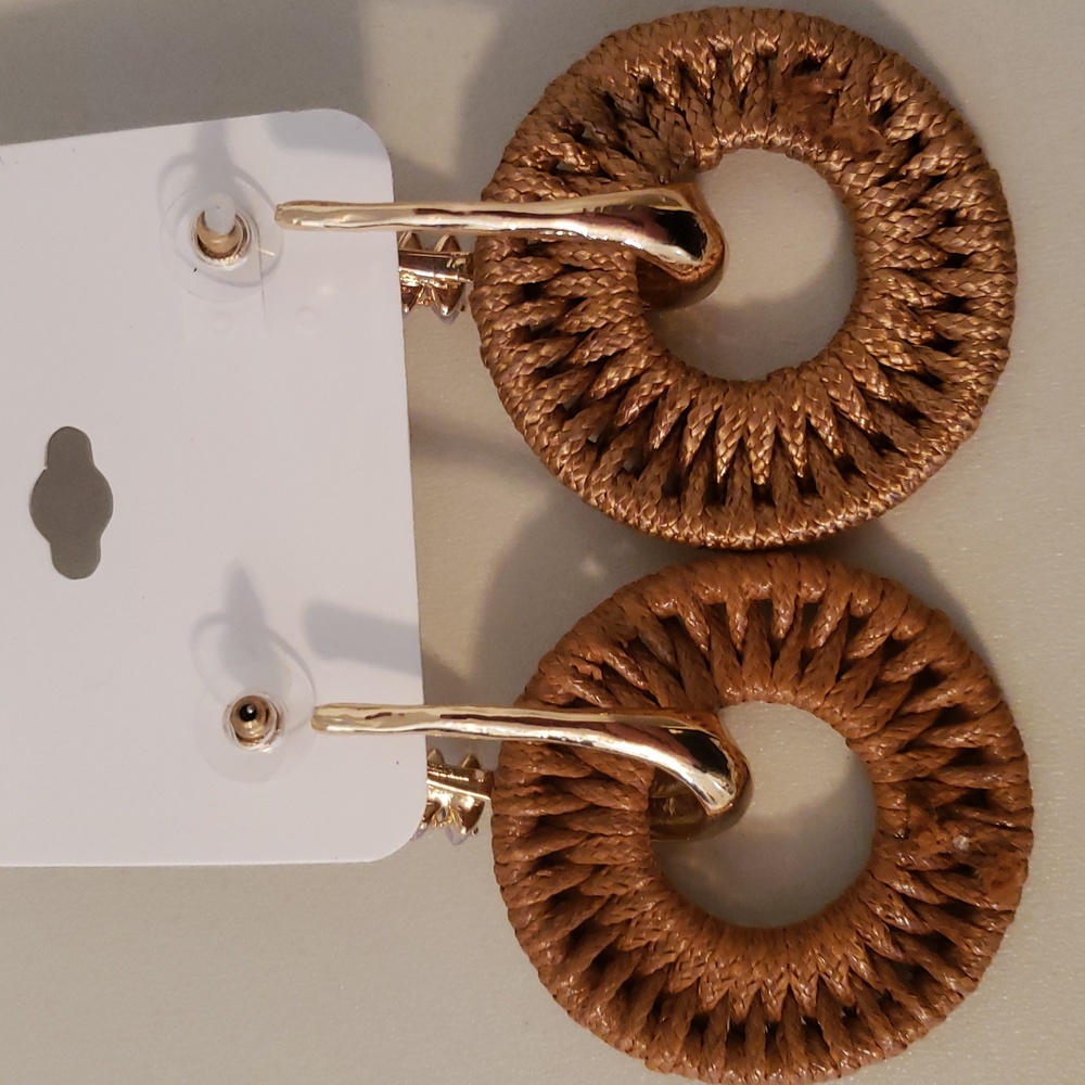 Natasha Couture Gold and Brown Woven Earrings - Picture 3 of 3